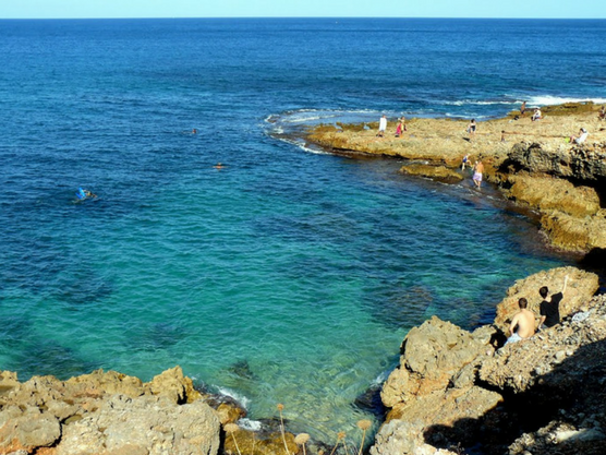 Cala Les Rotes