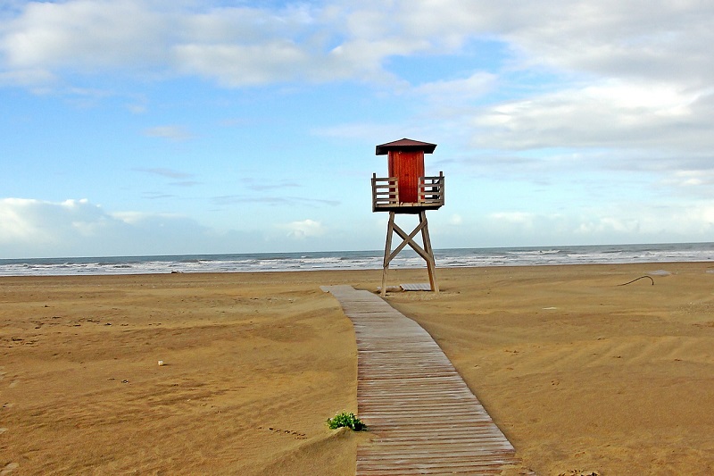 Playa Huelva paseo