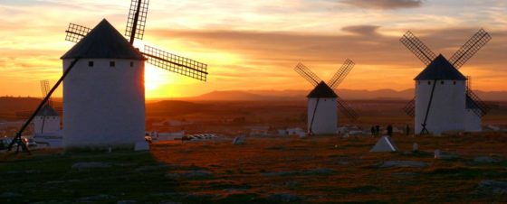 mejores-lugares-para-ver-el-atardecer-ciudad-real-campo-de-criptana-muchosol