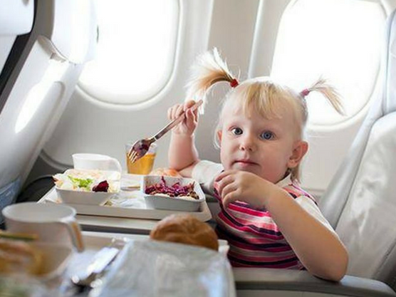 viajar con niños avión