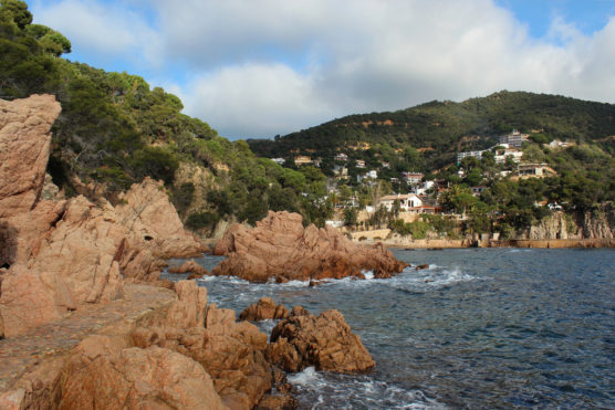 playas-de-la-costa-brava-cala-canyet-muchosol