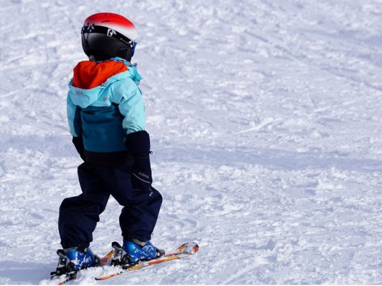 esquiar-con-niños-esqui-muchosol