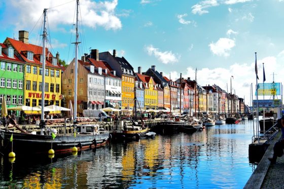 destinos-gay-friendly-Copenhague-muchosol