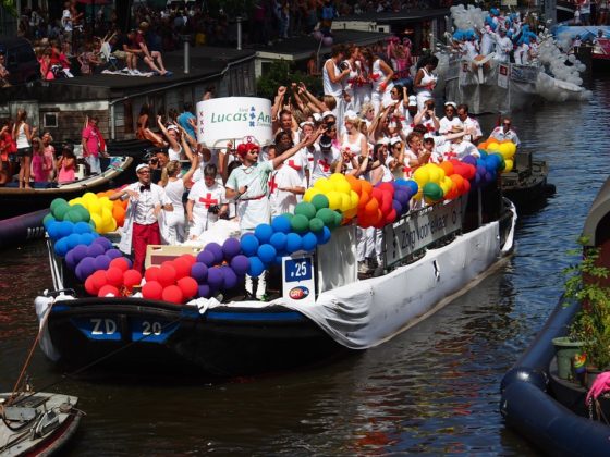 destinos-gay-friendly-amsterdam-muchosol