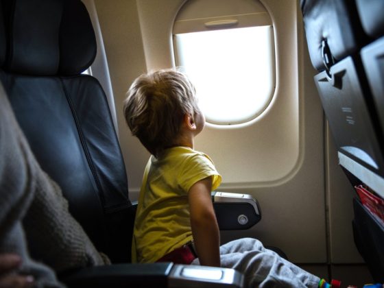 viajar-con-bebés-avion-muchosol