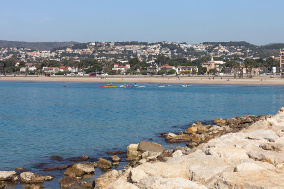 mejores-playas-de-la-Costa-Dorada-coma-ruga-muchosol