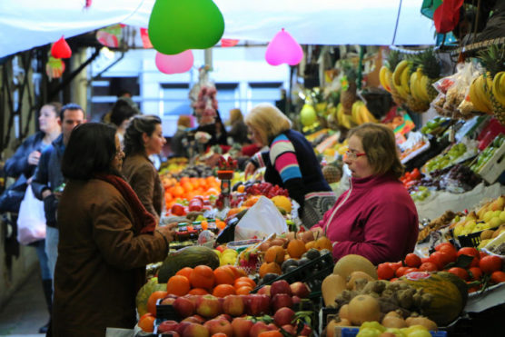 que-hacer-en-oporto-mercado-muchosol