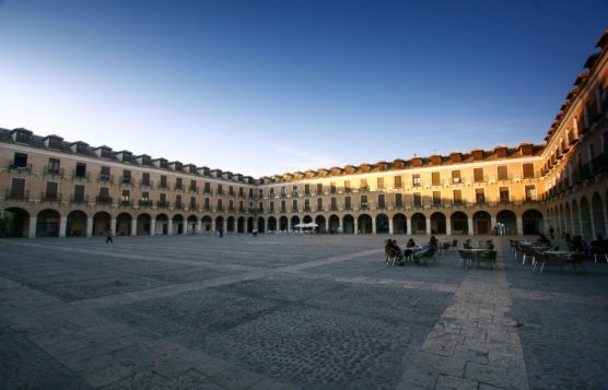 pueblos-cerca-de-madrid-ocaña-muchosol