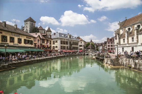 viajes-para-hacer-con-niños-annecy-muchosol